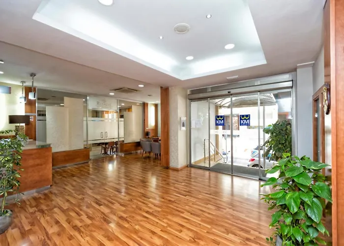 Hotel Rusadir